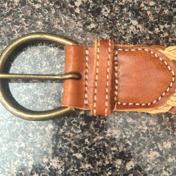 Eddie Bauers women’s belt - Picture 9 of 10